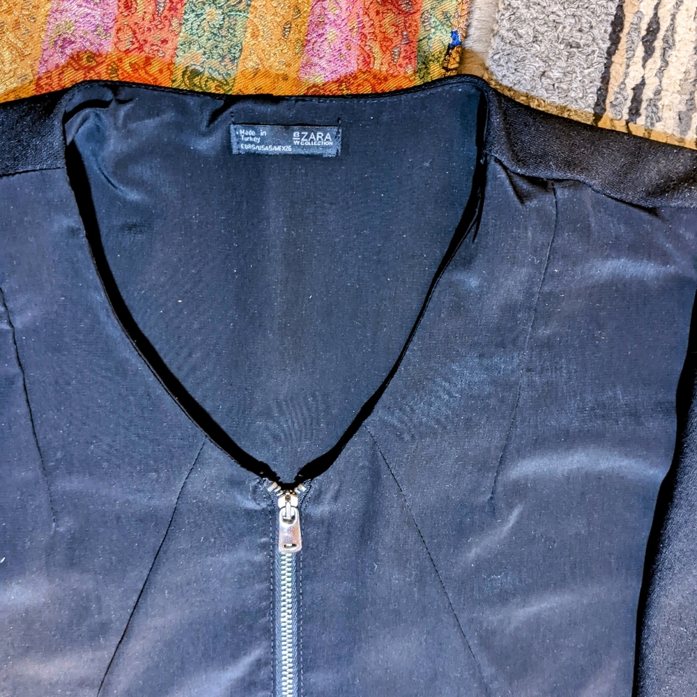 Cloth - Picture 4 of 6
